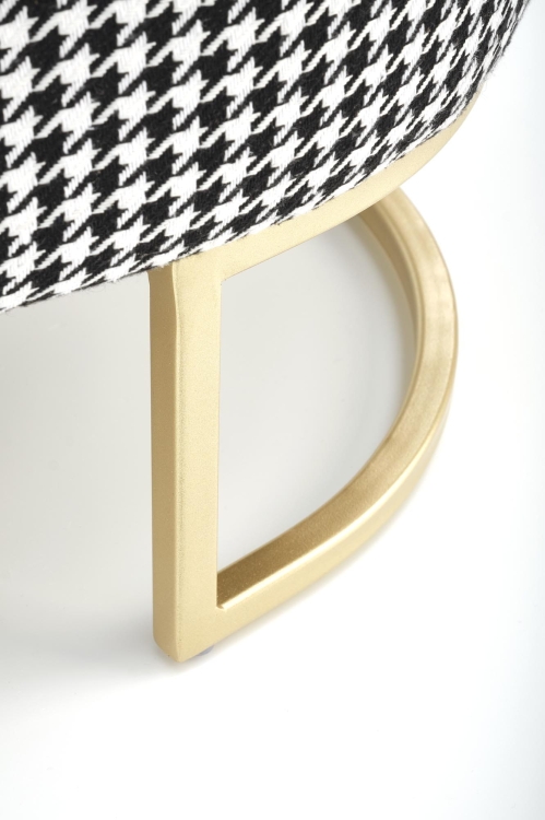 762e33c87765a733beb9edfee3af4ce5